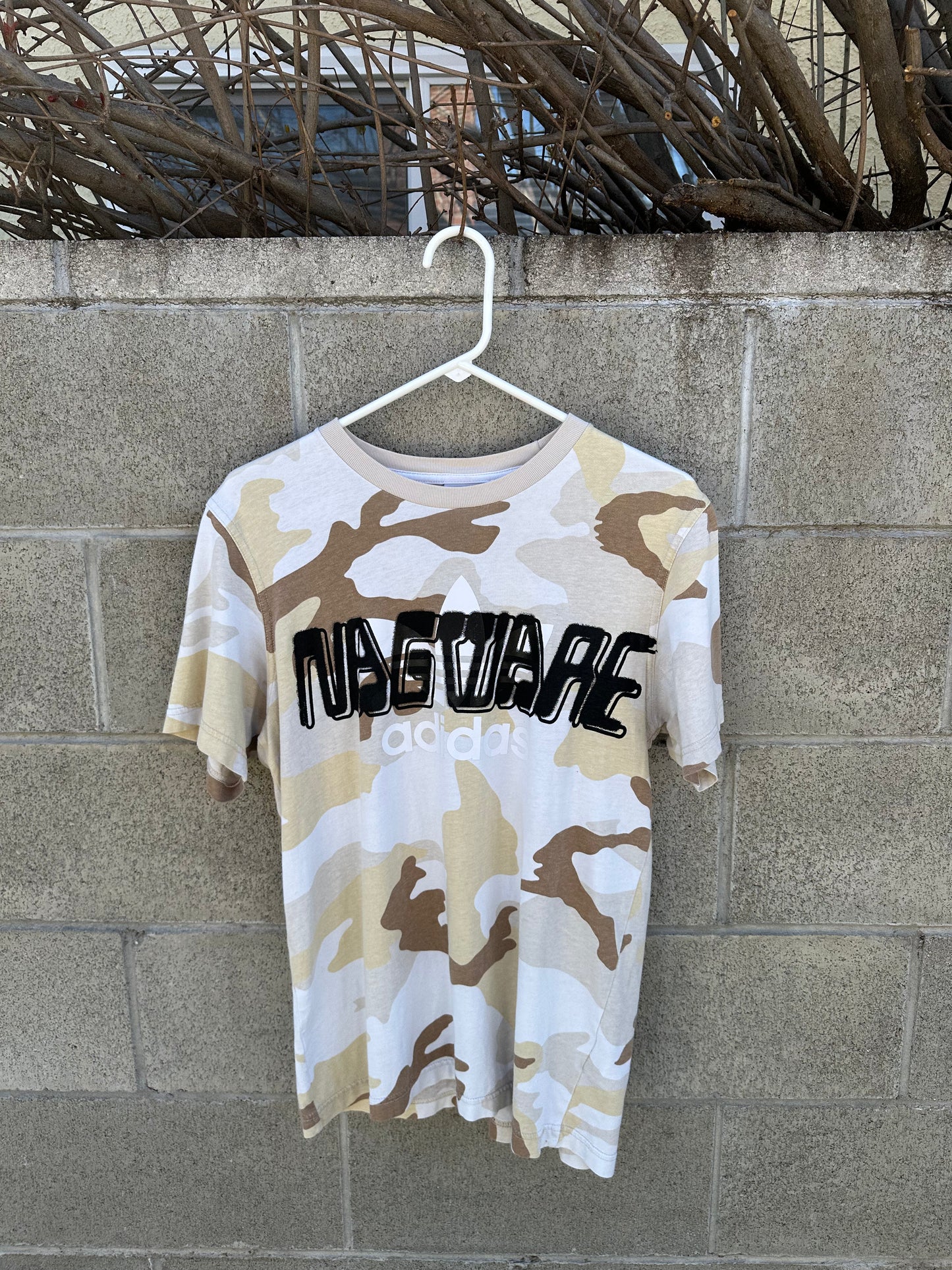 NAGWORN TEE